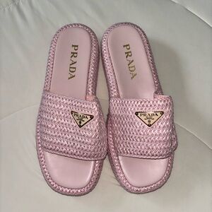 Look-alike Pink Woven Slide Sandals